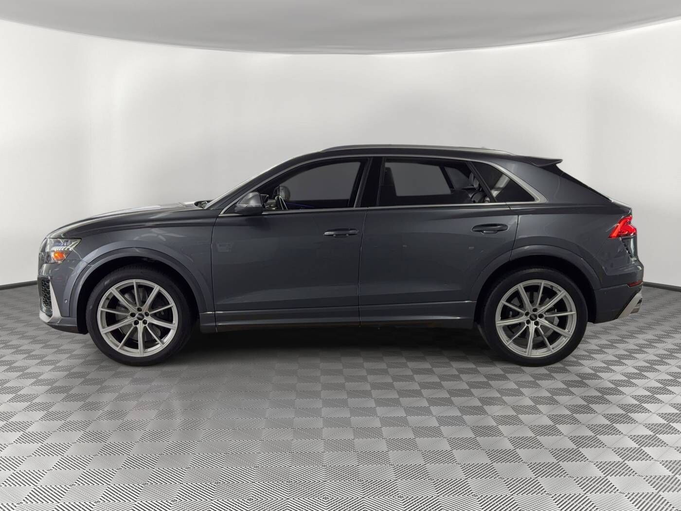 2022 Audi RS Q8