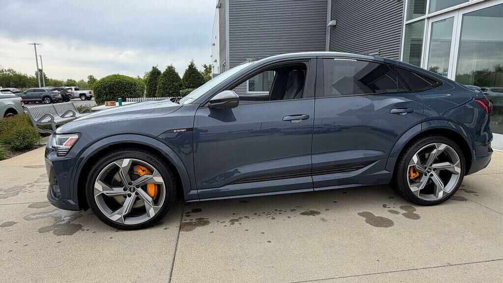 2023 Audi e-tron