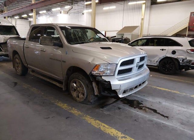 2011 DODGE Ram