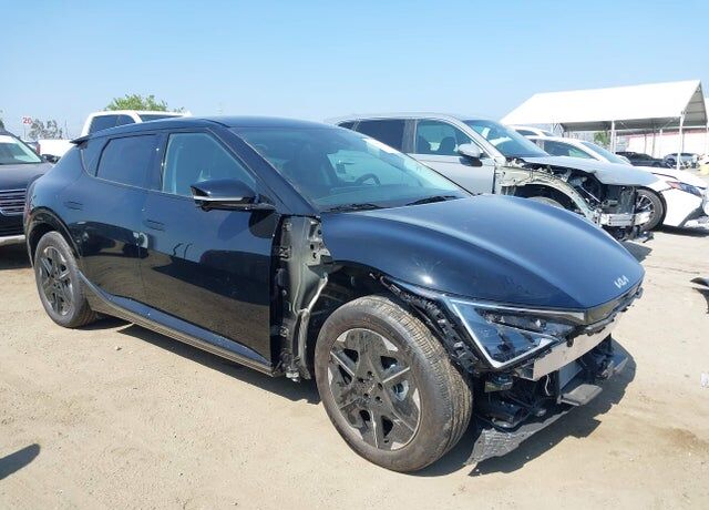 2025 KIA EV6