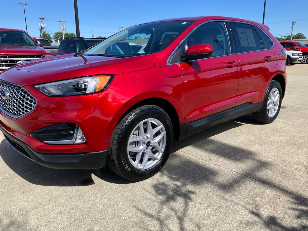2024 FORD Edge