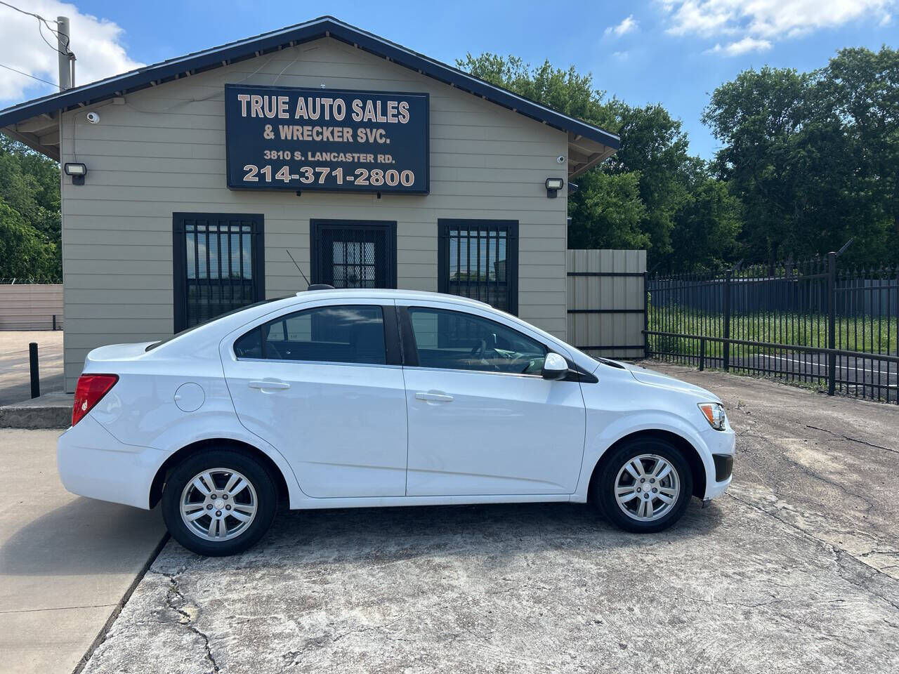 2016 CHEVROLET Sonic