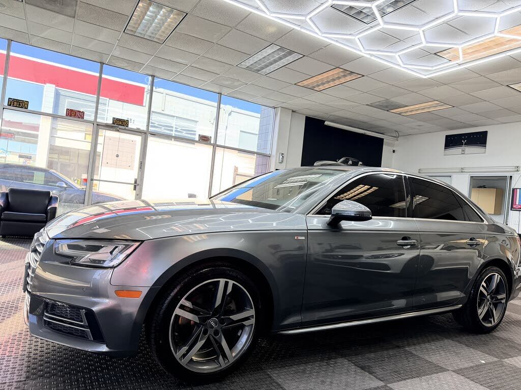 2018 AUDI A4