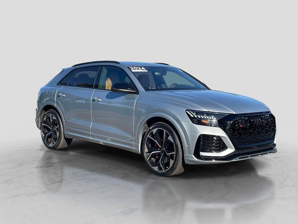 2024 AUDI RS Q8