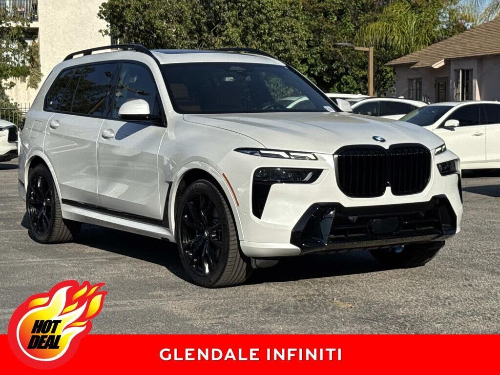 2023 BMW X7