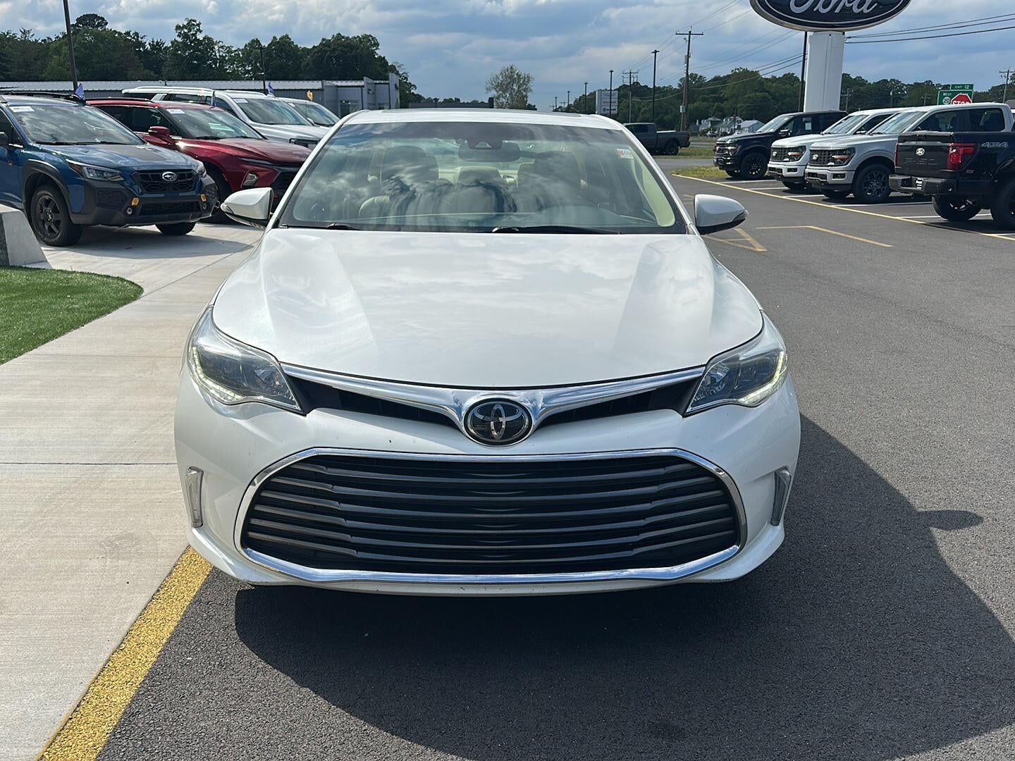2018 TOYOTA Avalon