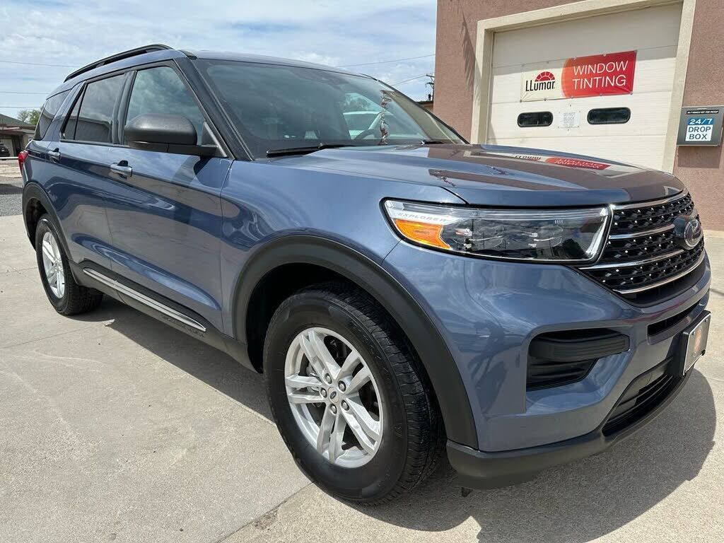 2021 FORD Explorer