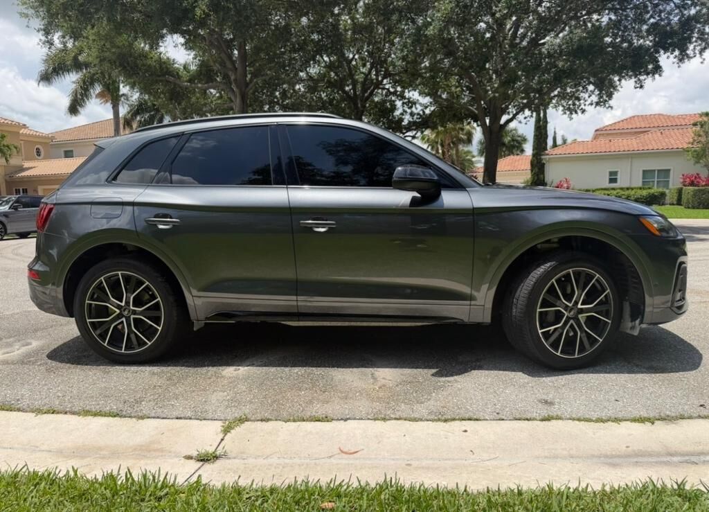 2023 Audi SQ5