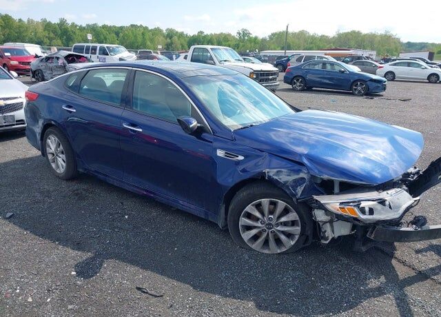 2017 KIA Optima