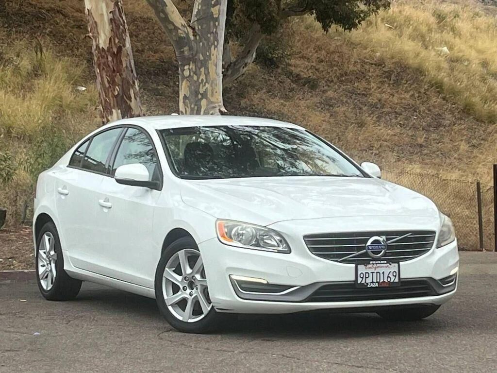 2014 VOLVO S60