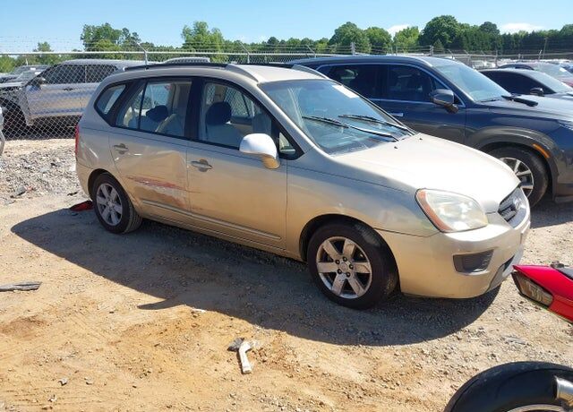 2007 KIA Rondo