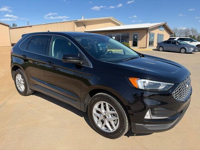 2024 FORD Edge