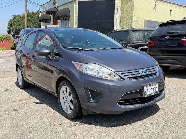 2012 FORD Fiesta