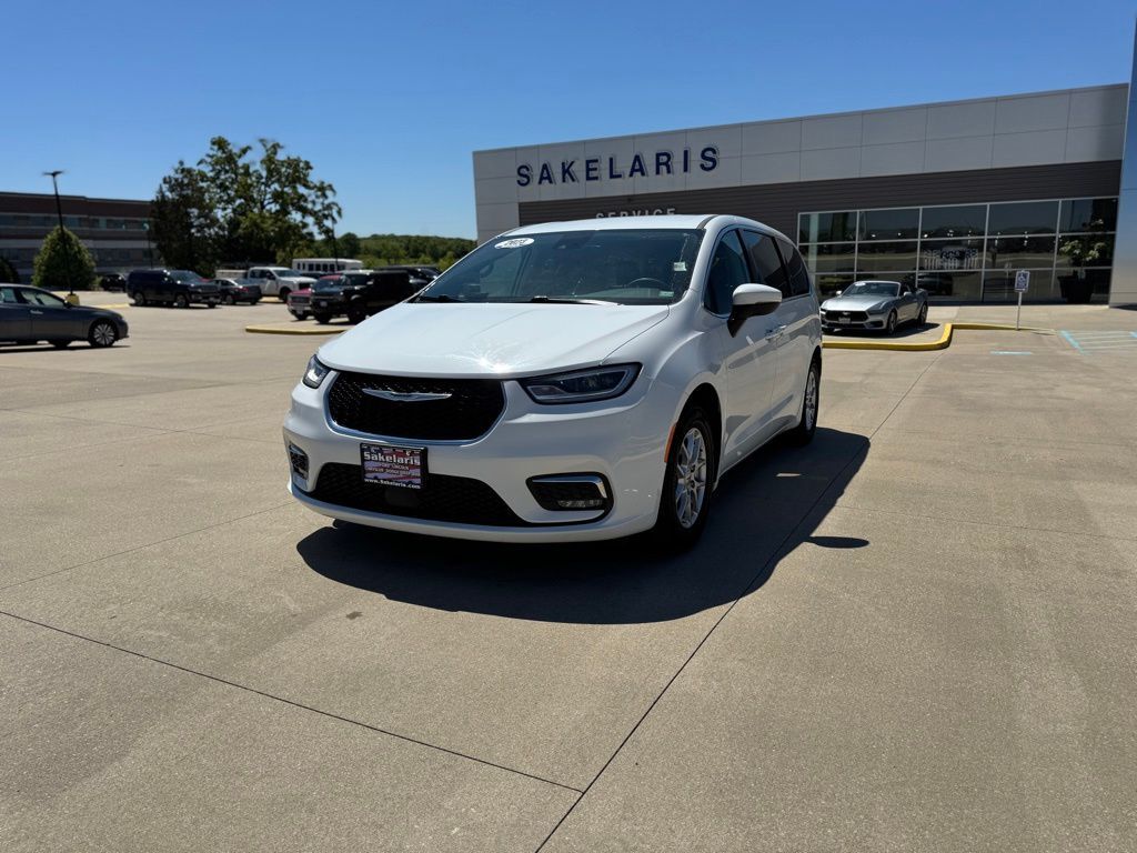 2023 CHRYSLER Pacifica