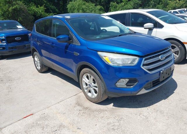2017 FORD Escape