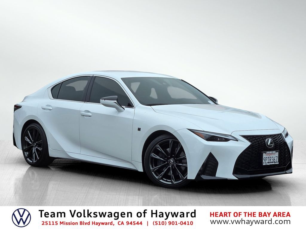 2024 LEXUS IS