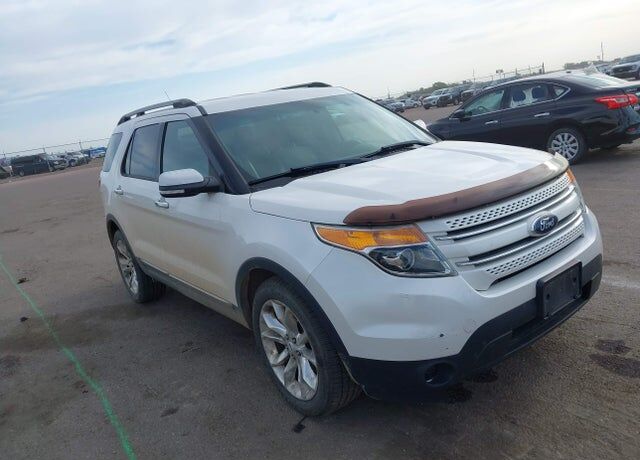 2013 FORD Explorer