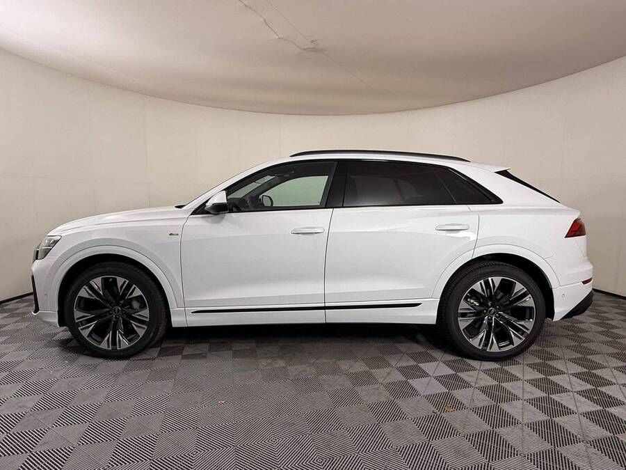 2026 Audi Q8