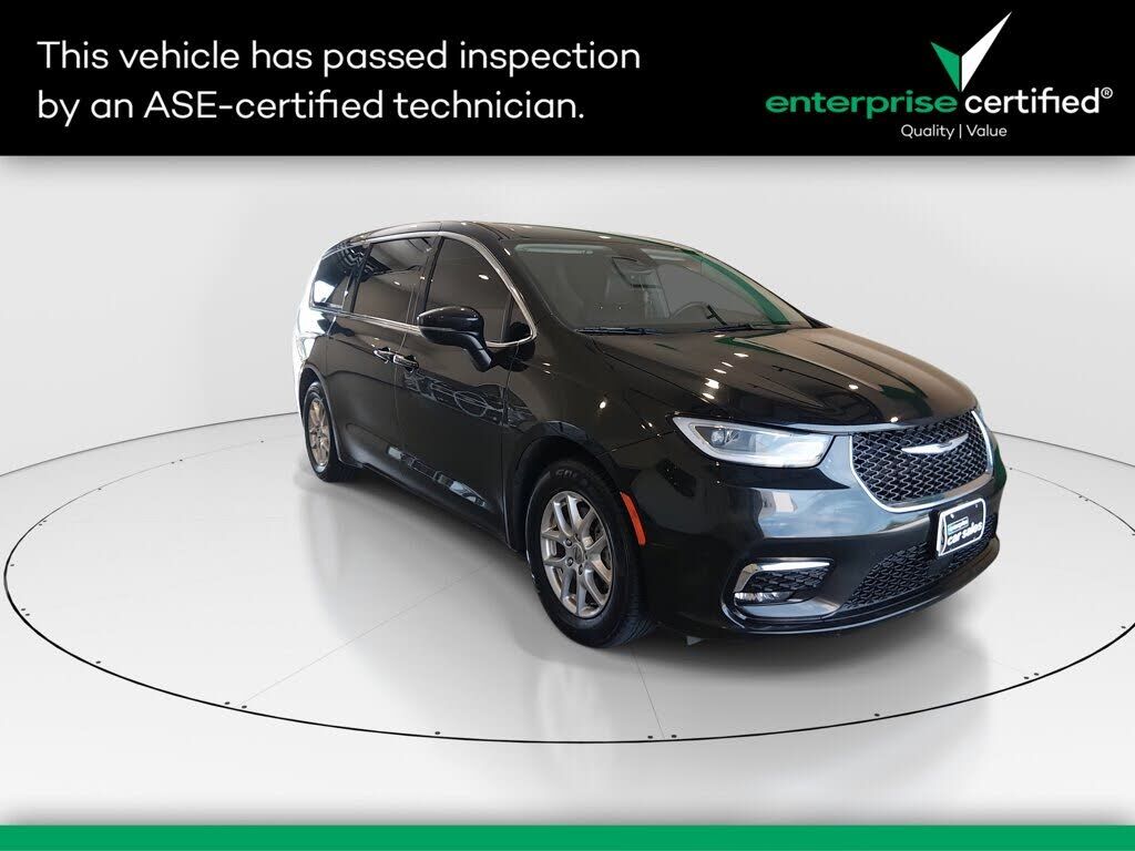 2023 CHRYSLER Pacifica