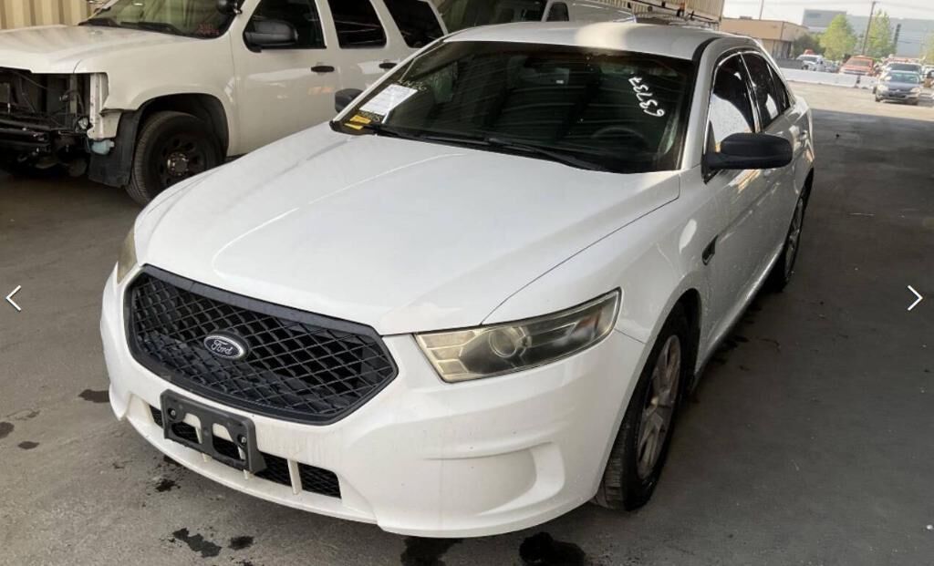 2015 FORD Taurus