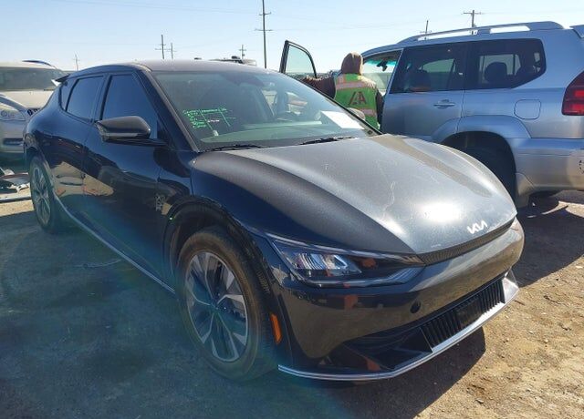 2024 KIA EV6