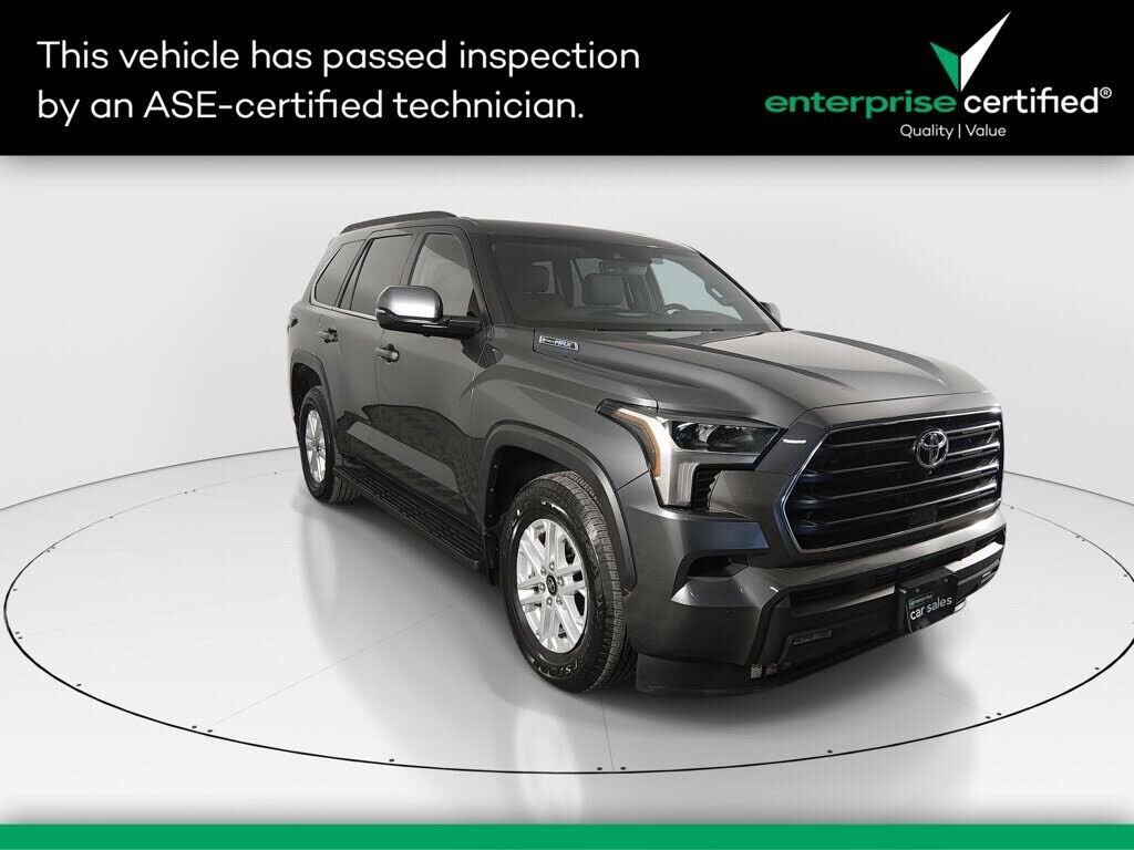 2025 TOYOTA Sequoia