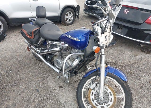 2004 HONDA VT1100C