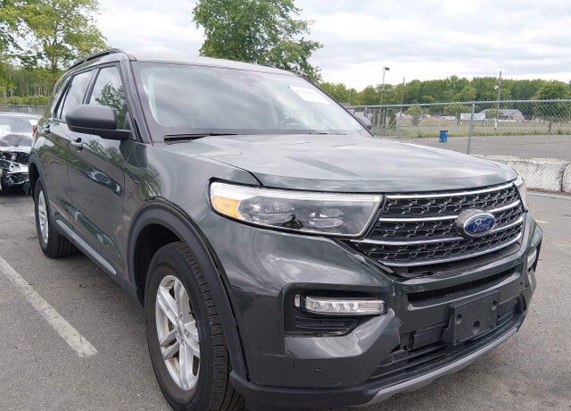 2024 FORD Explorer