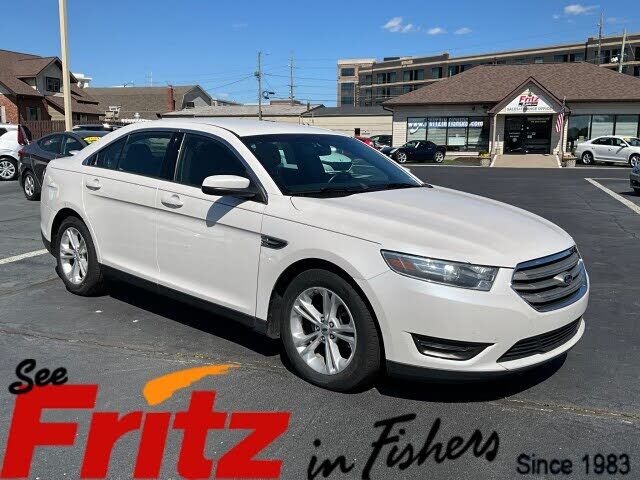 2015 FORD Taurus