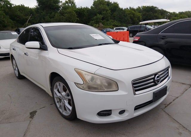 2013 NISSAN Maxima