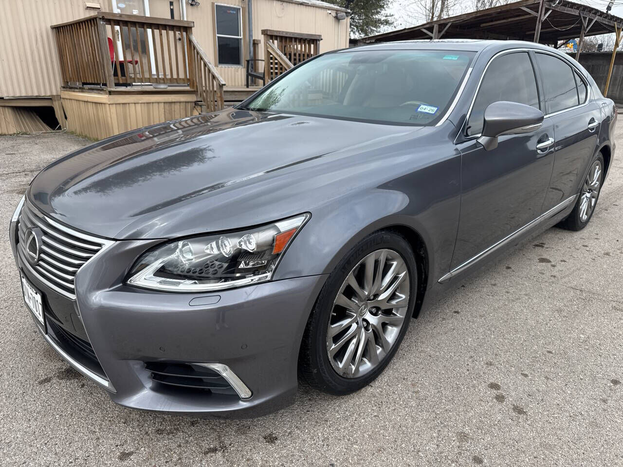 2013 LEXUS LS