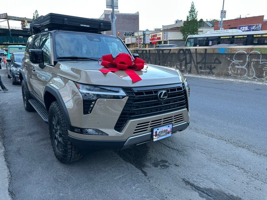 2024 LEXUS GX