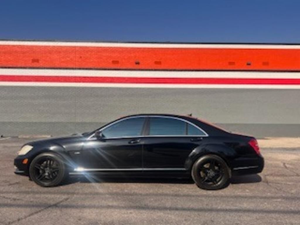 2012 MERCEDES-BENZ S-Class