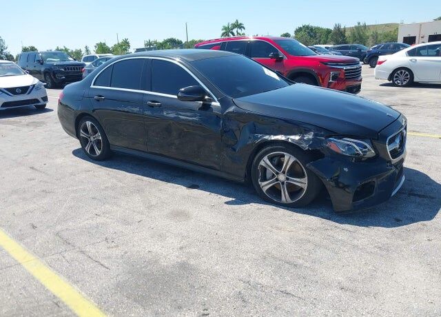2017 MERCEDES-BENZ E-Class