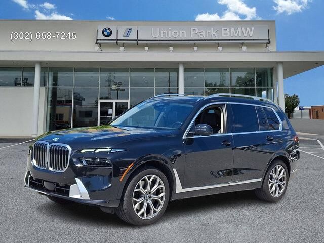 2023 BMW X7
