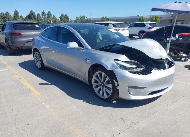 2018 TESLA Model 3