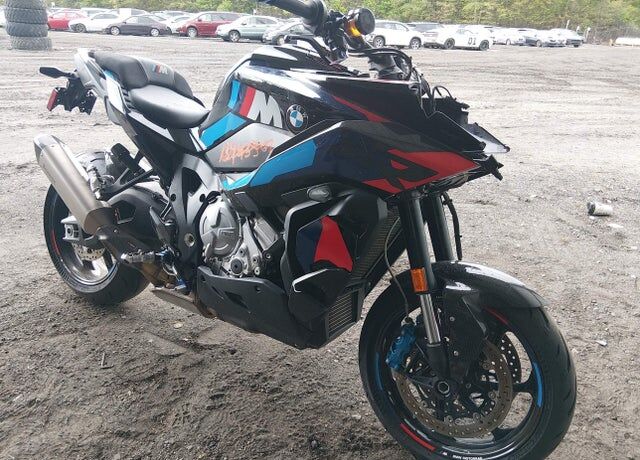 2025 BMW M 1000 XR