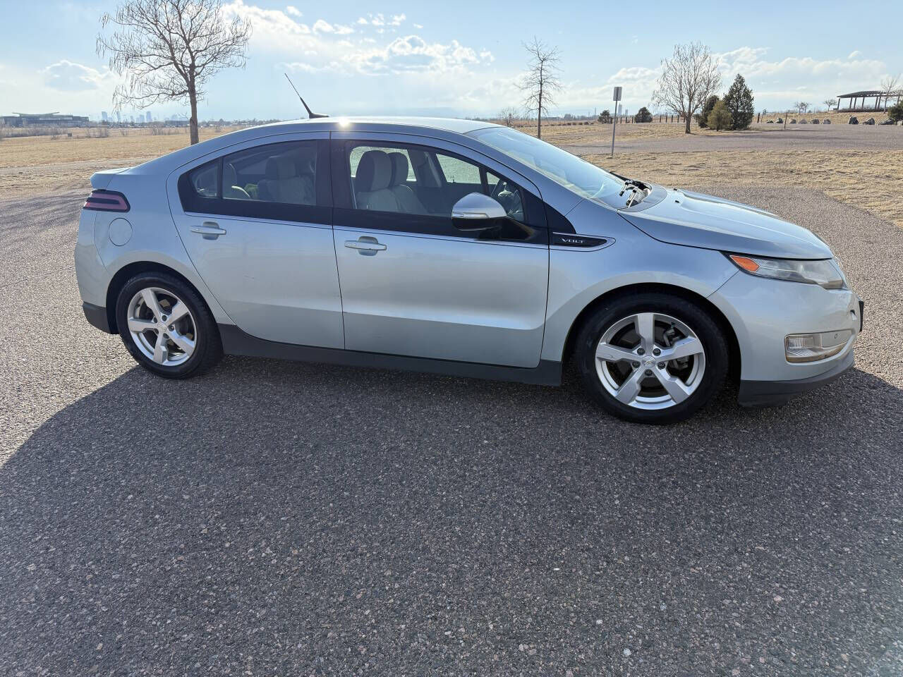 2013 CHEVROLET Volt