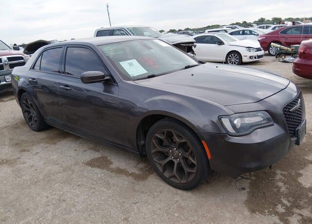 2016 CHRYSLER 300