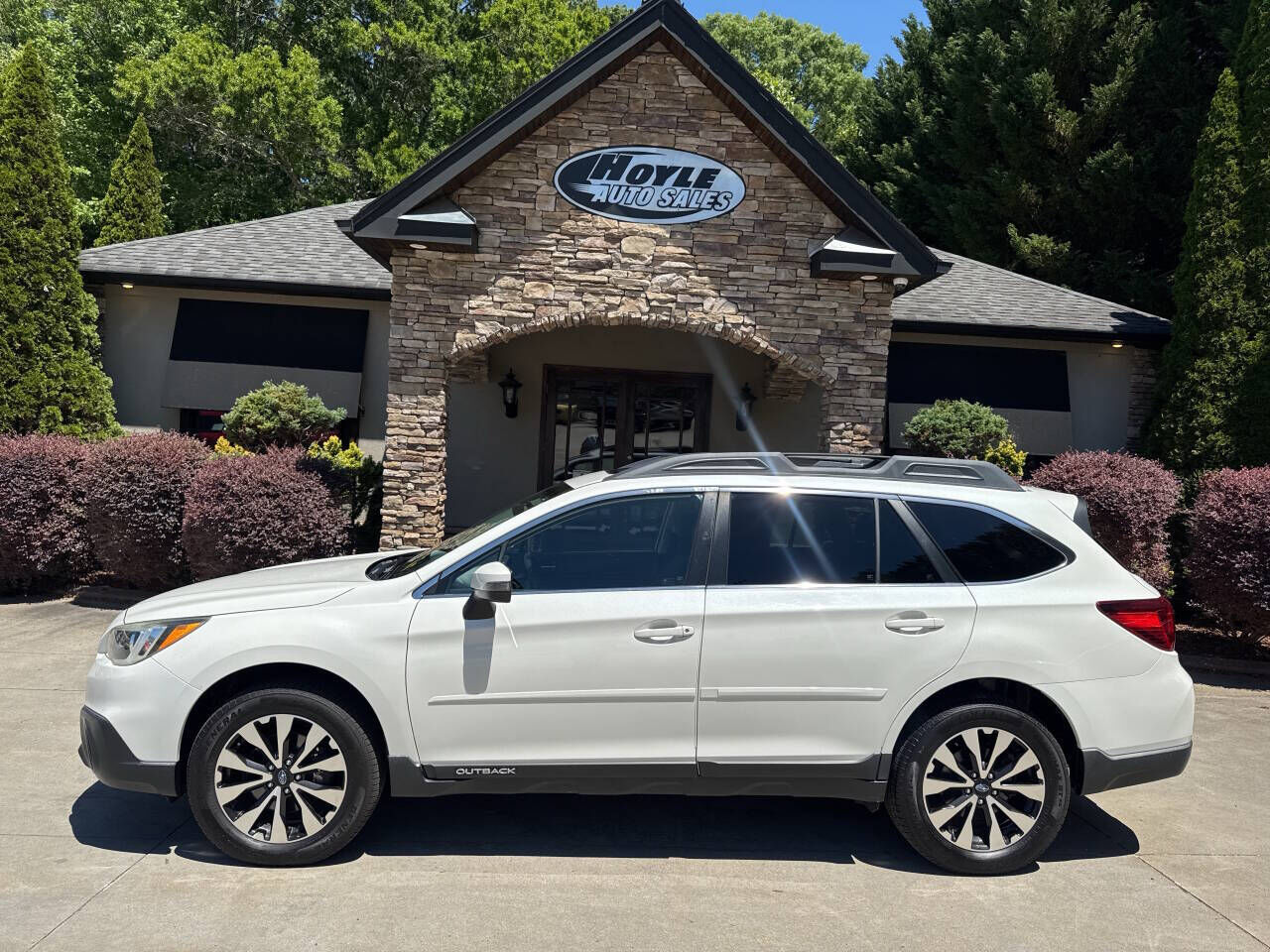 2017 SUBARU Outback