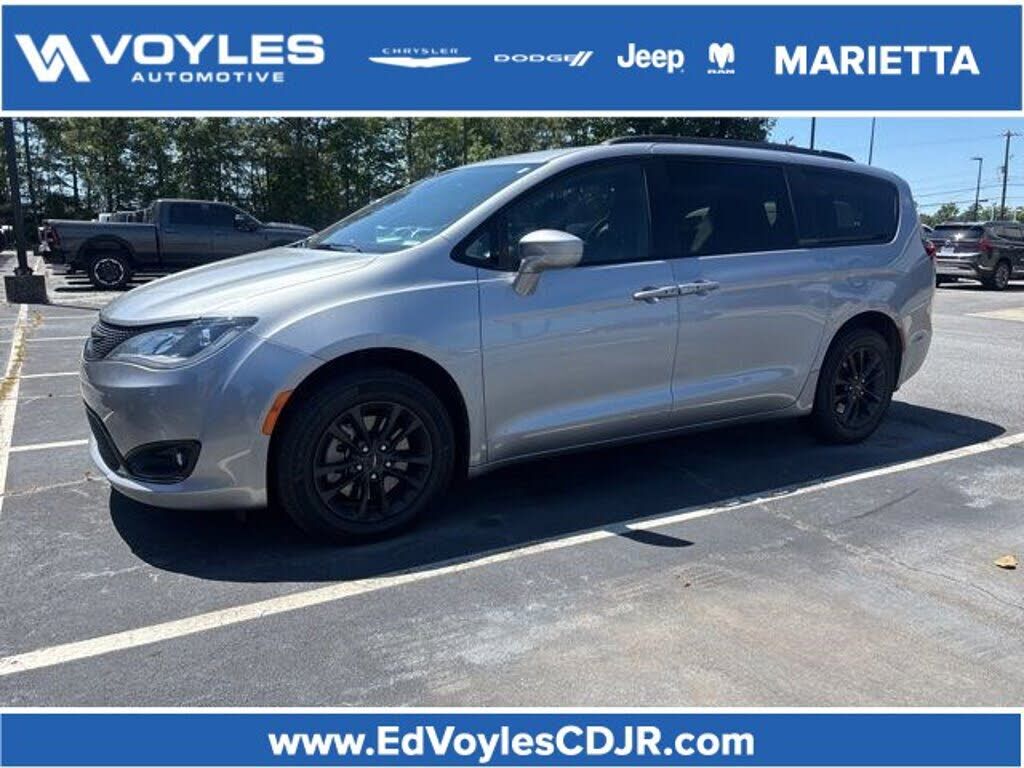 2020 CHRYSLER Pacifica