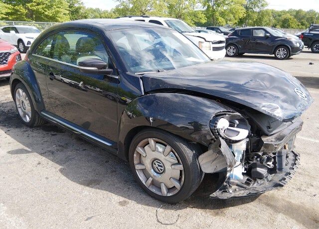 2018 VOLKSWAGEN Beetle