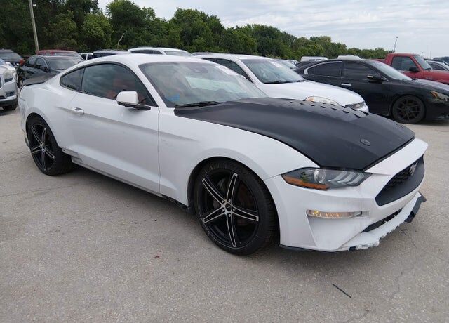 2022 FORD Mustang
