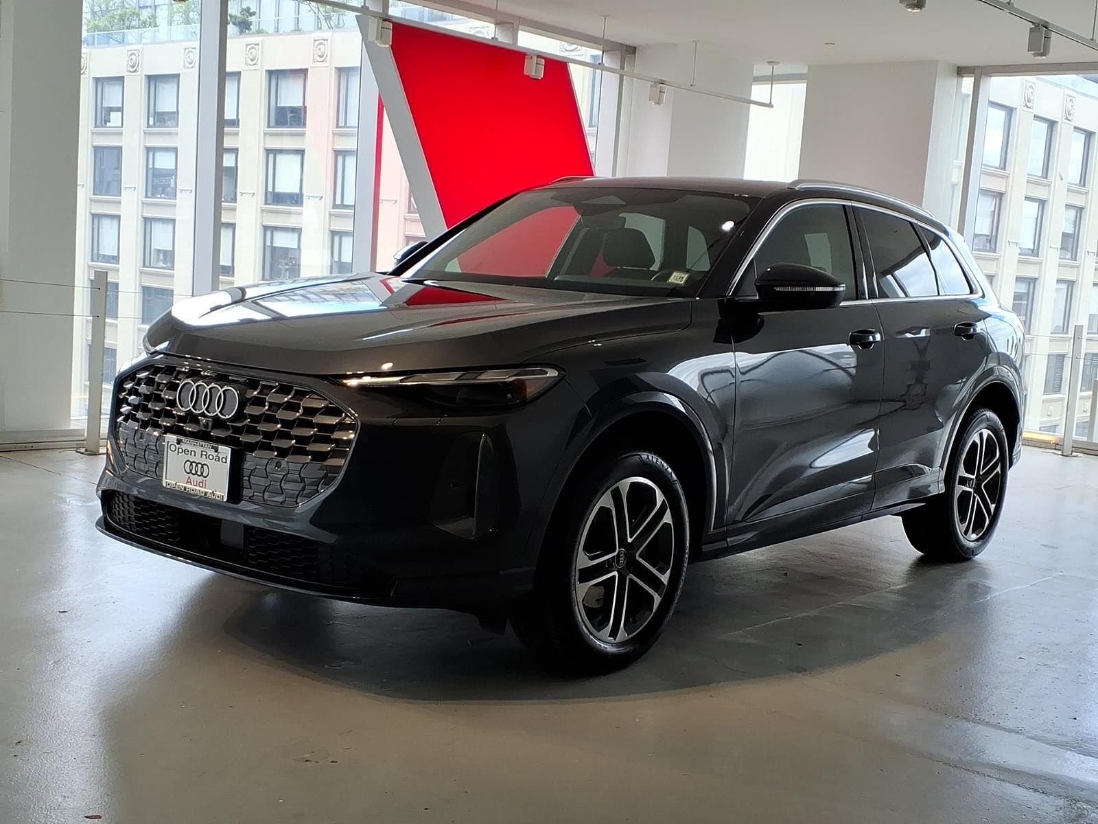 2025 AUDI Q5
