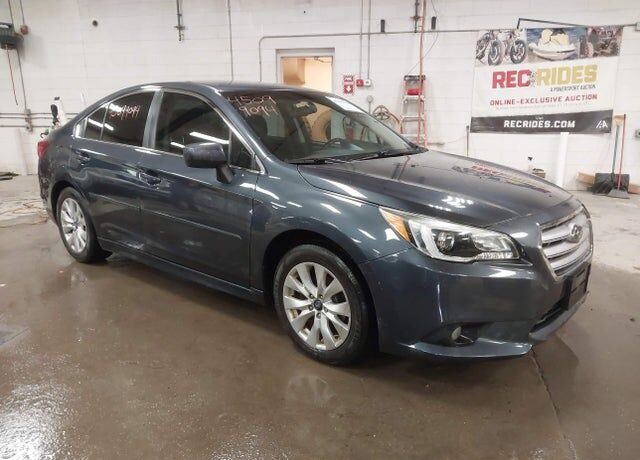 2016 SUBARU Legacy