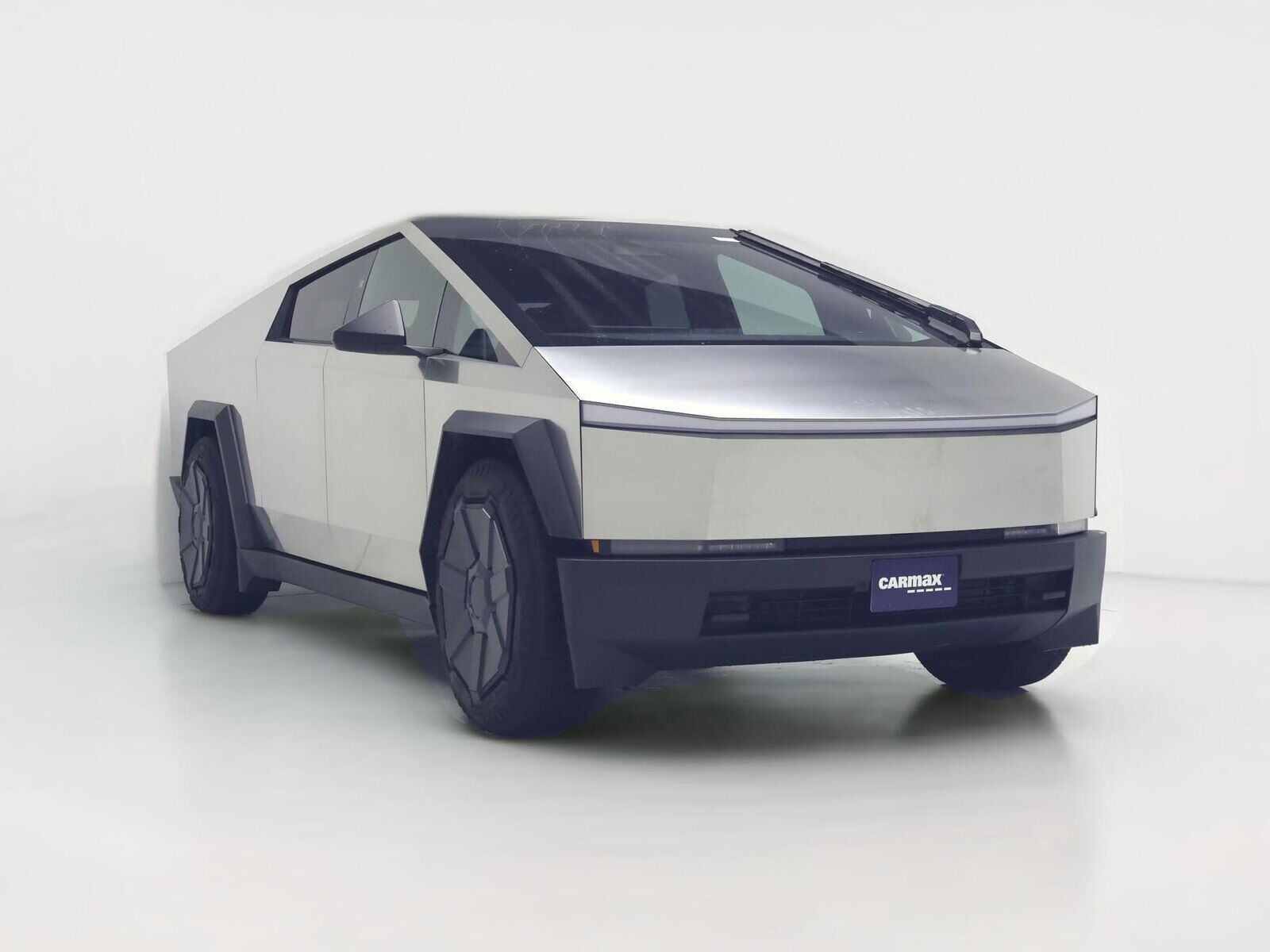 2024 TESLA Cybertruck