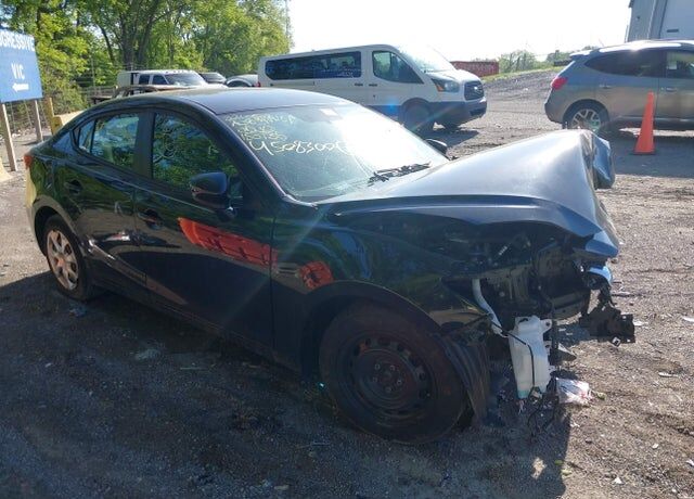 2017 MAZDA Mazda3