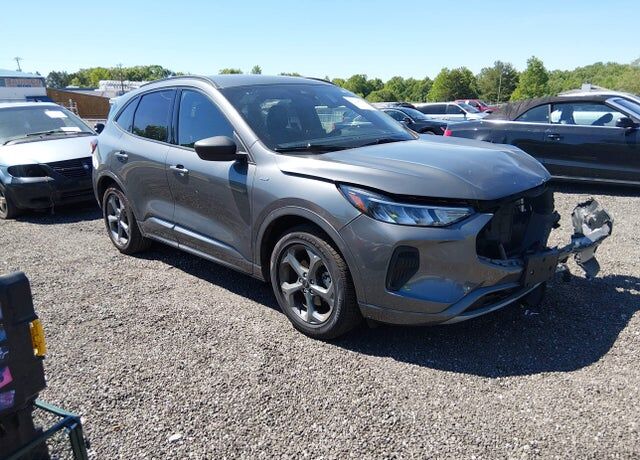 2023 FORD Escape