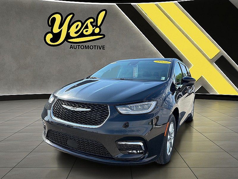 2023 CHRYSLER Pacifica