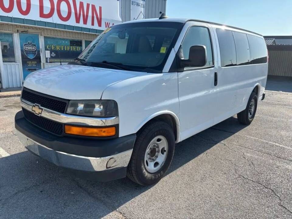 2017 CHEVROLET Express